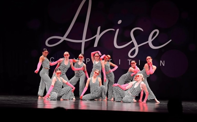 Davis Dance Academy – Where technique and movement fuse